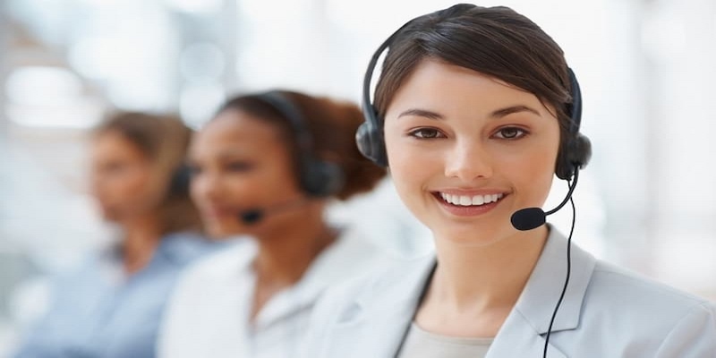 Chăm sóc khách hàng CWIN từ hotline